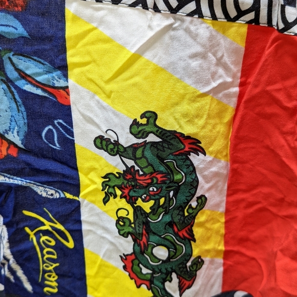 Button up | Japanese print shirt - Picture 3 of 5